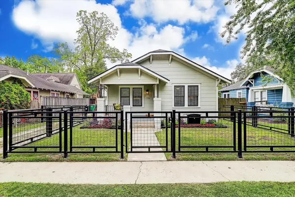 1136 Dunbar Street, Houston, TX 77009