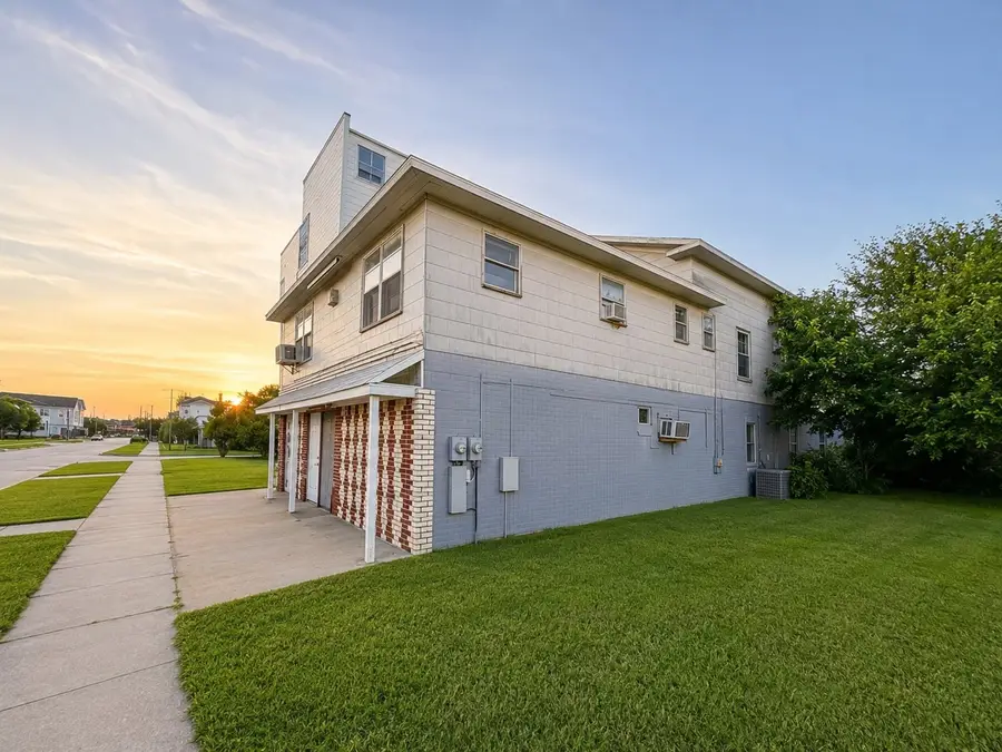 2303 & 2305 Mcgowen Street, Houston, TX 77004 - #2