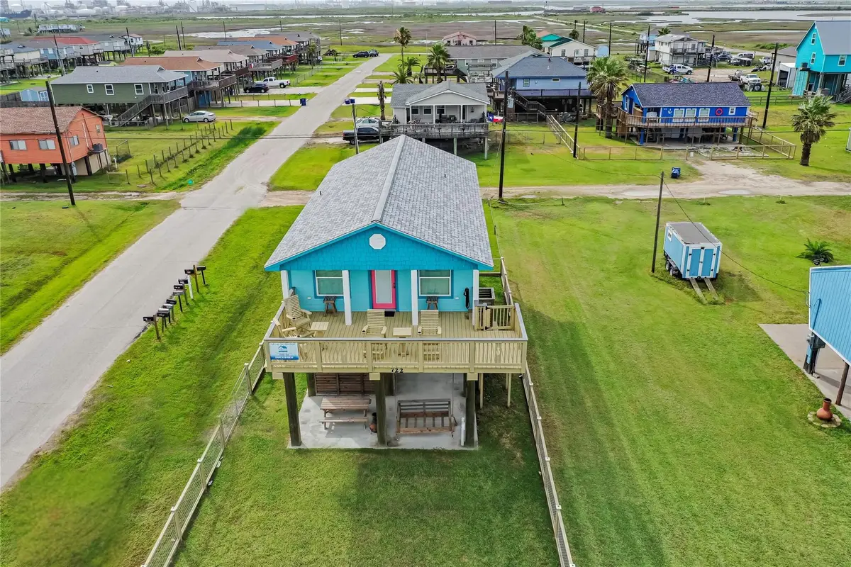 722 Ft Velasco Drive, Freeport, TX 77541 - Image #1