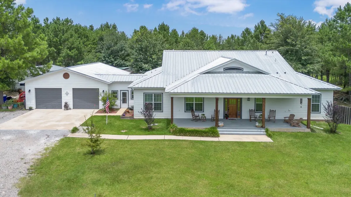 1022 Fm 1696 Road W, Huntsville, TX 77320 - Image #1