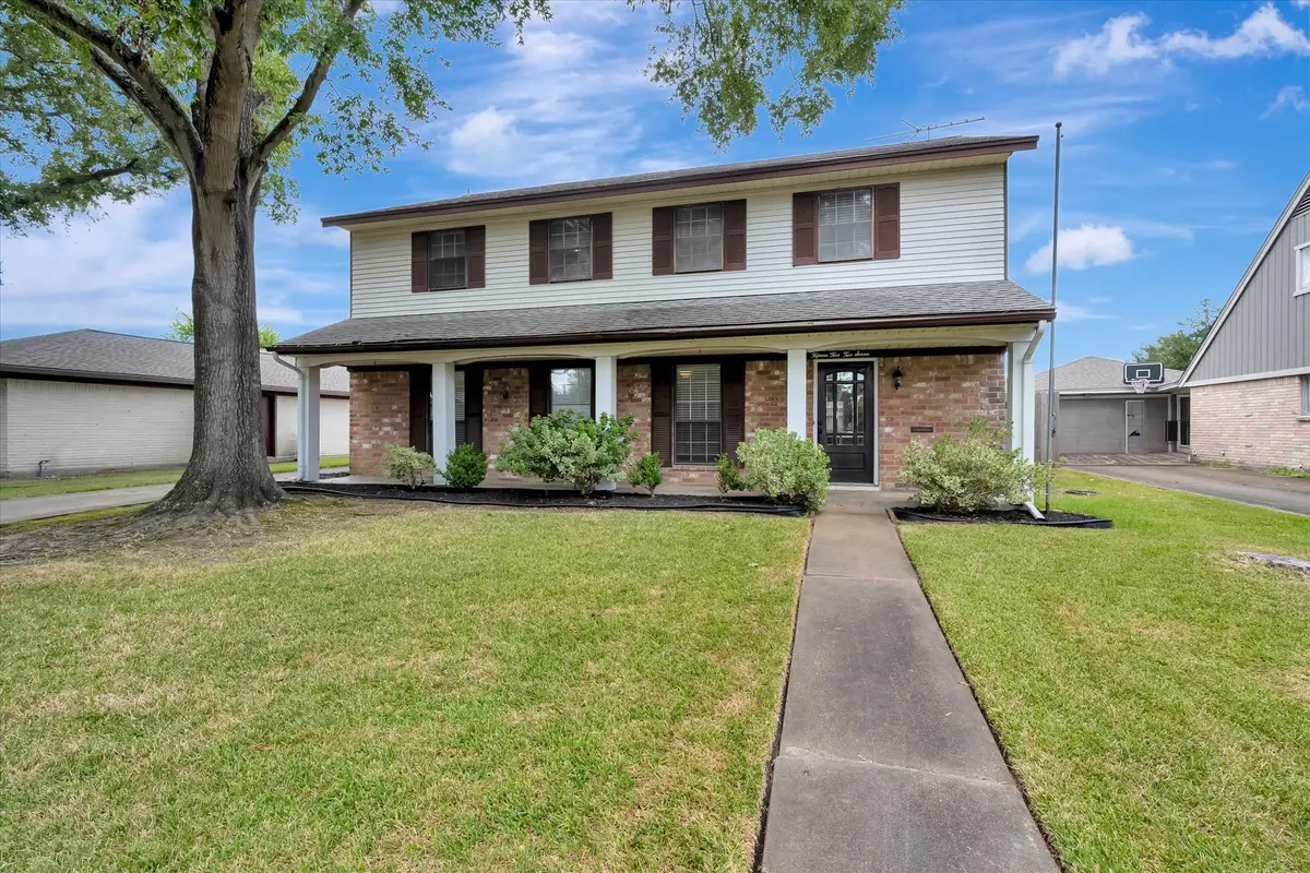 15527 Saint Cloud Drive, Houston, TX 77062 - Image #1