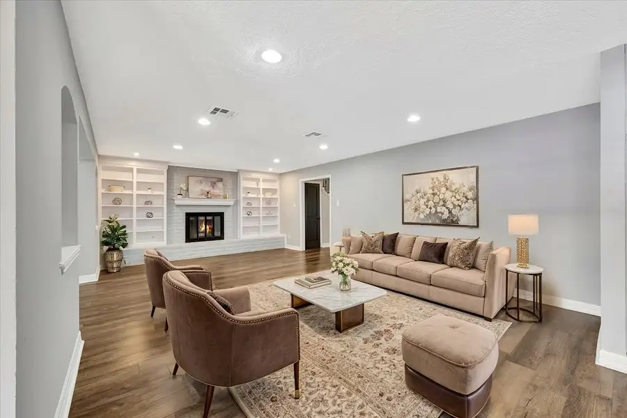 15527 Saint Cloud Drive, Houston, TX 77062 - Image #2