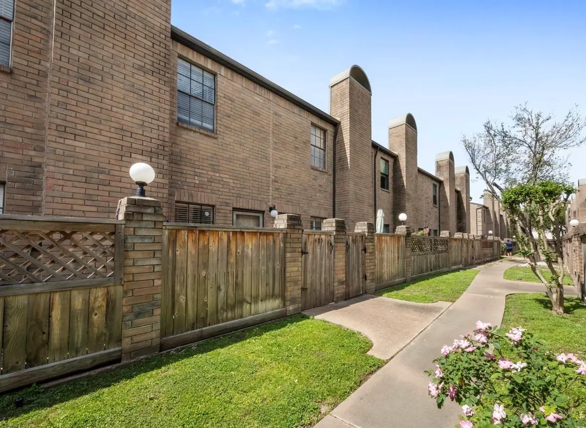 9850 Pagewood Lane #405, Houston, TX 77042 - #1