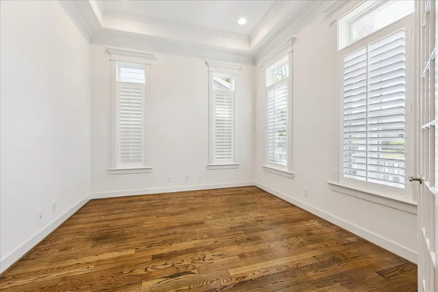 411 W 24th Street, Houston, TX 77008 - Image #3