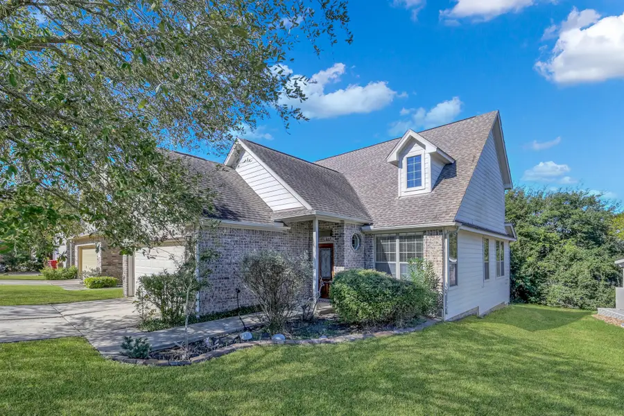 130 April Cove, Conroe, TX 77356 - Image #2