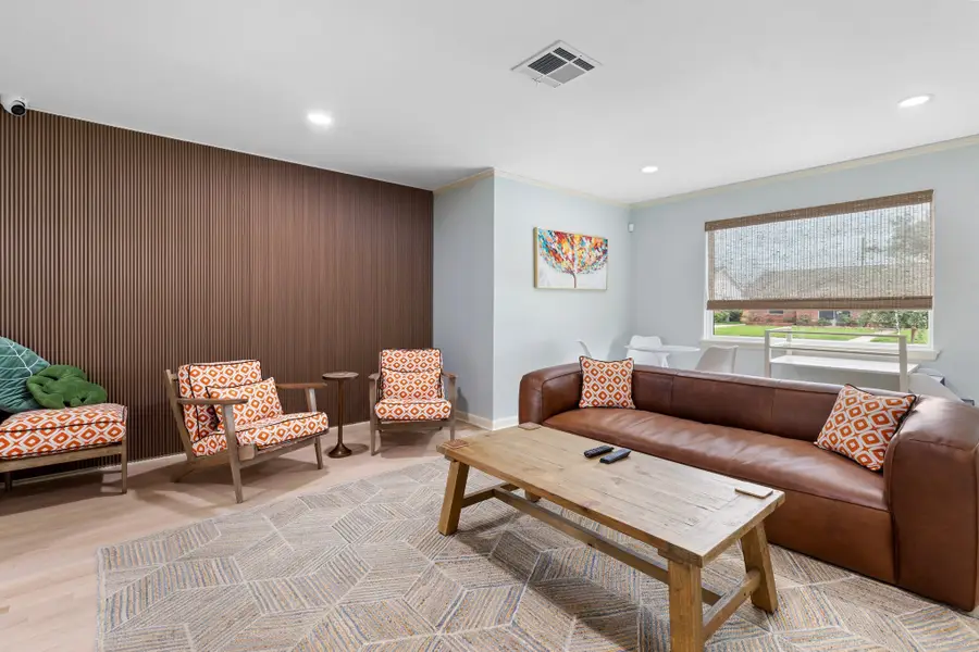 6727 Lindyann Lane, Houston, TX 77008 - Image #3