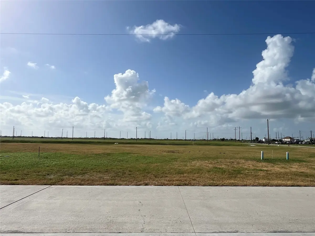 11330 Beachside Drive, Galveston, TX 77554 - #1