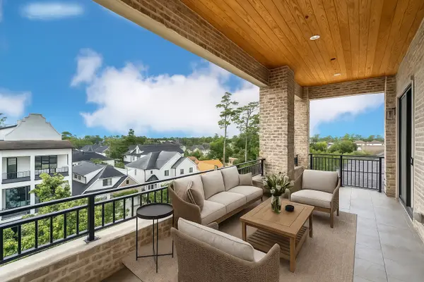 1602 Janak Garden Lane, Houston, TX 77055