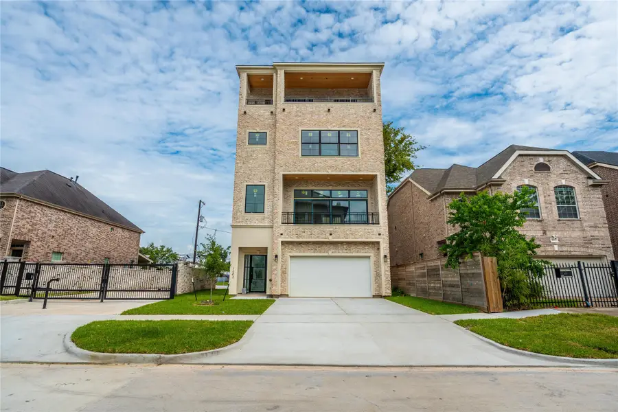 1602 Janak Garden Lane, Houston, TX 77055 - Image #2