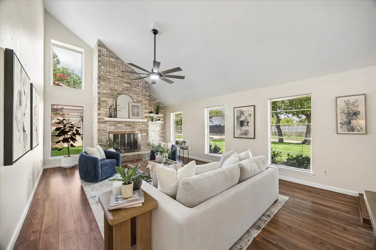 813 Lakeview Drive, Sugar Land, TX 77498 - #1