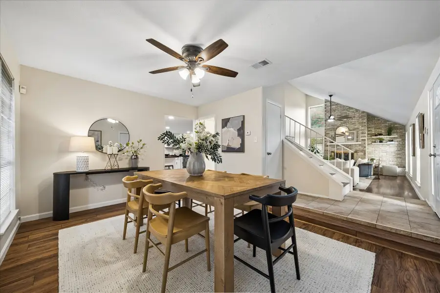 813 Lakeview Drive, Sugar Land, TX 77498 - #3