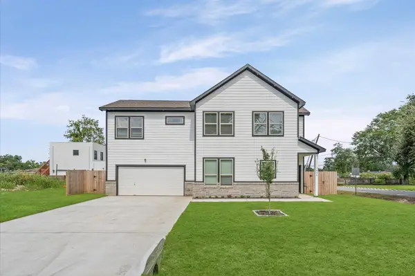 2456 Walcott Lane, Houston, TX 77088