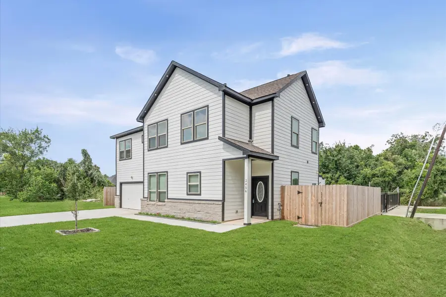2456 Walcott Lane, Houston, TX 77088 - Image #2