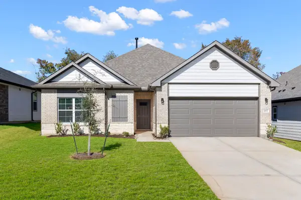 11832 Whirlaway Drive, Willis, TX 77318