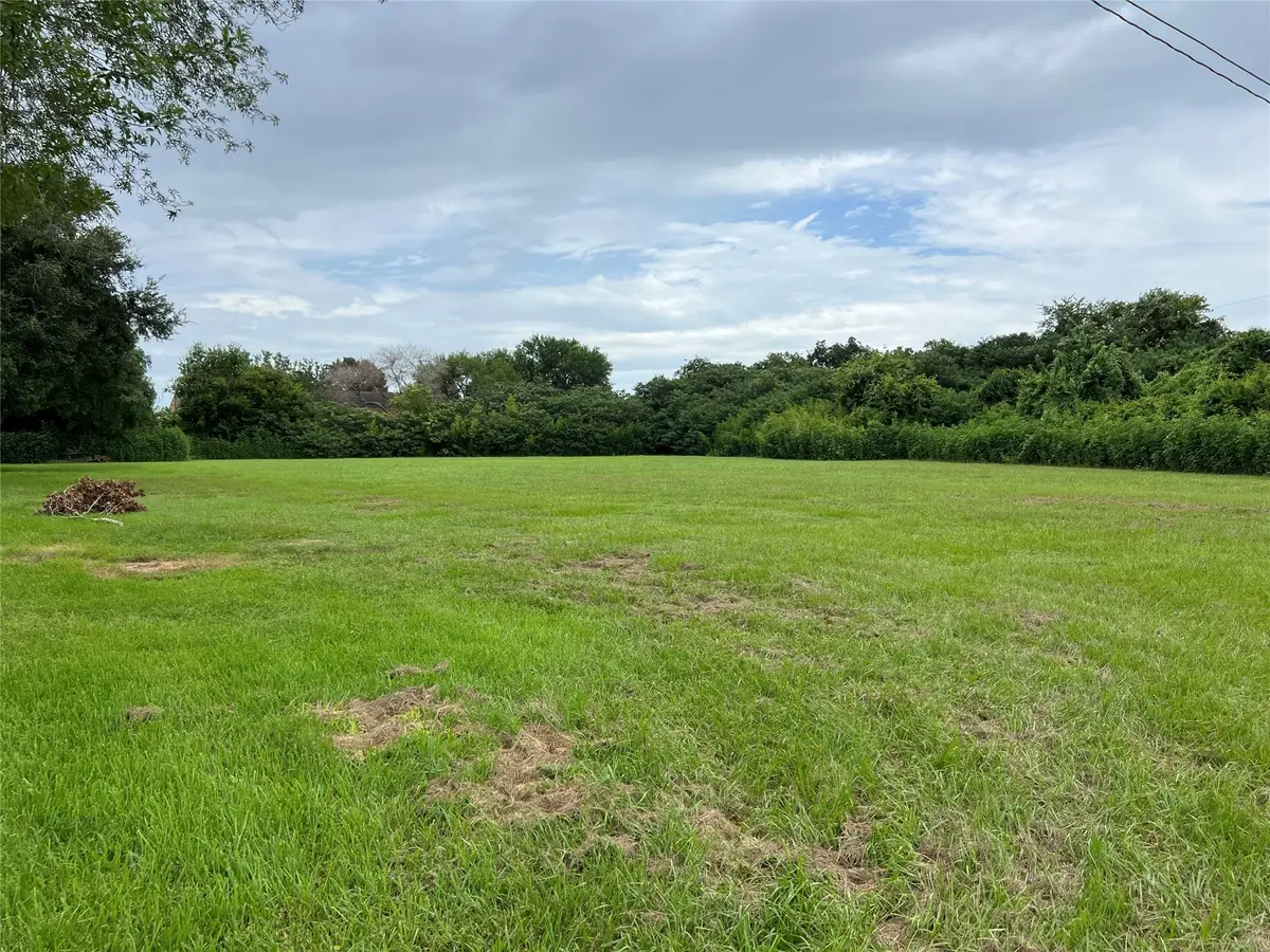 000 Red River Avenue, Wharton, TX 77488 - Image #1