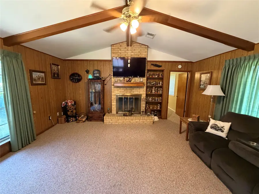266 Inwood Drive, West Columbia, TX 77486 - #2