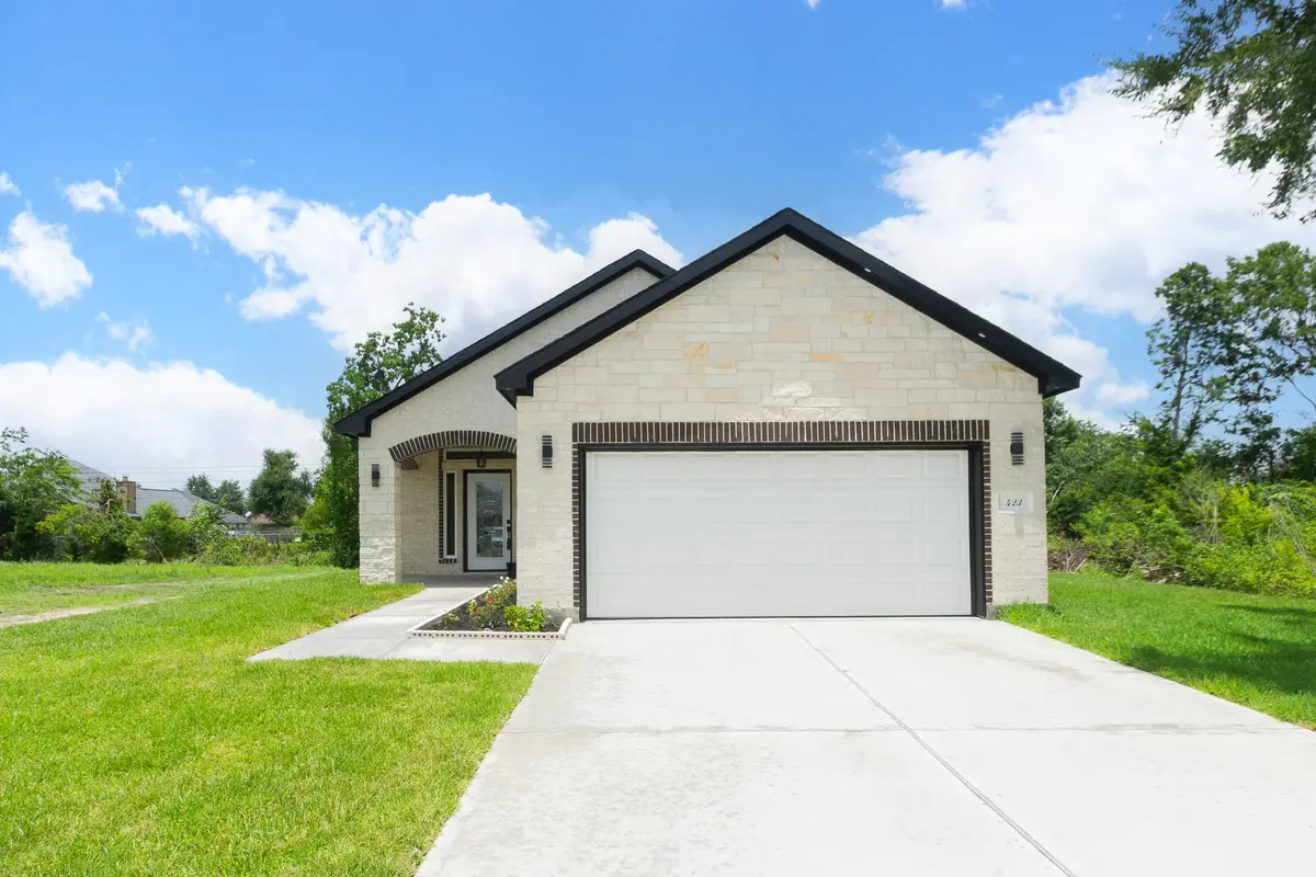 423 Manor Avenue, Arcola, TX 77583 - #1