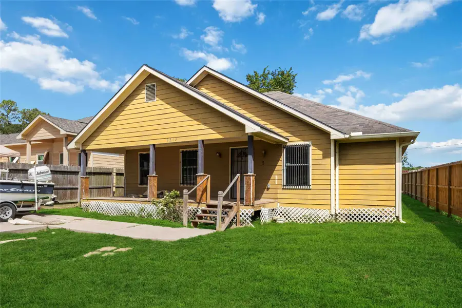 8313 Parker Road, Houston, TX 77078 - Image #2