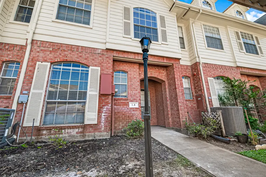 2710 Grants Lake Boulevard #L8, Sugar Land, TX 77479 - Image #2