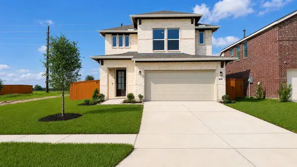 806 Mockingbird Passage Drive, Beasley, TX 77417