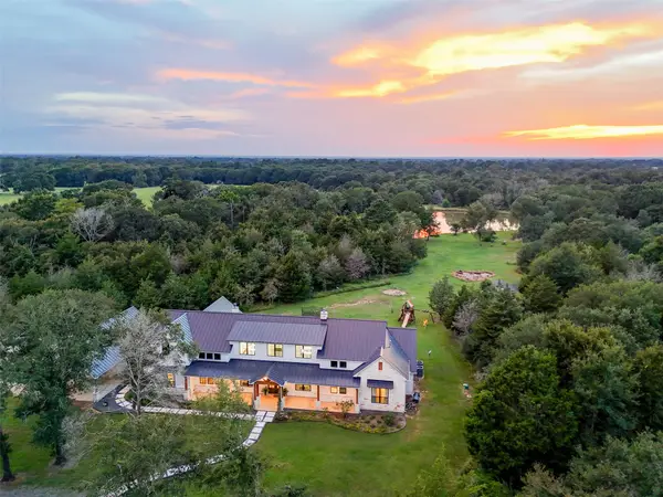 27201 Double Culvert Road, Hempstead, TX 77445