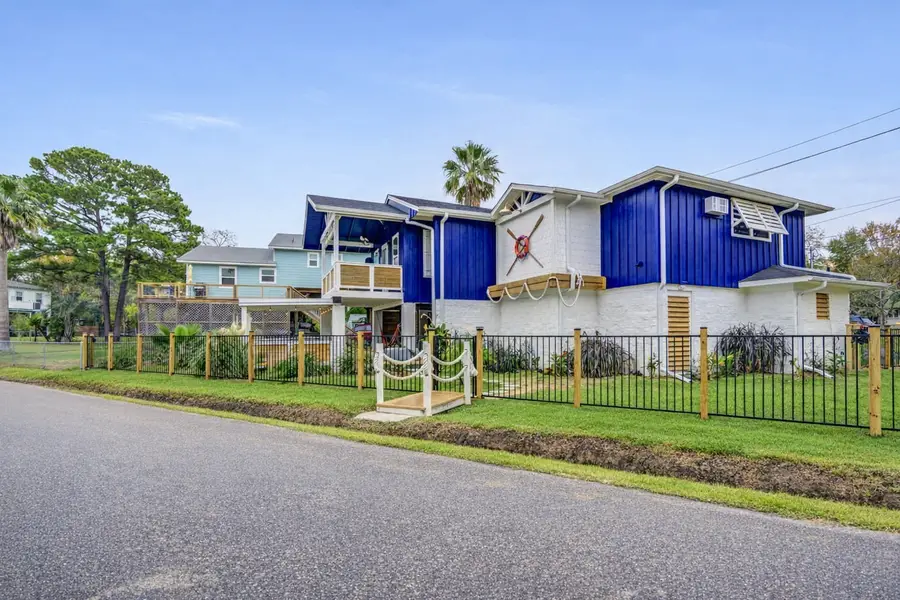 2108 Knollwood Street, Kemah, TX 77565 - #2