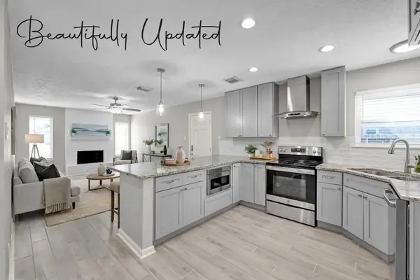 8226 Autumn Willow Drive, Tomball, TX 77375