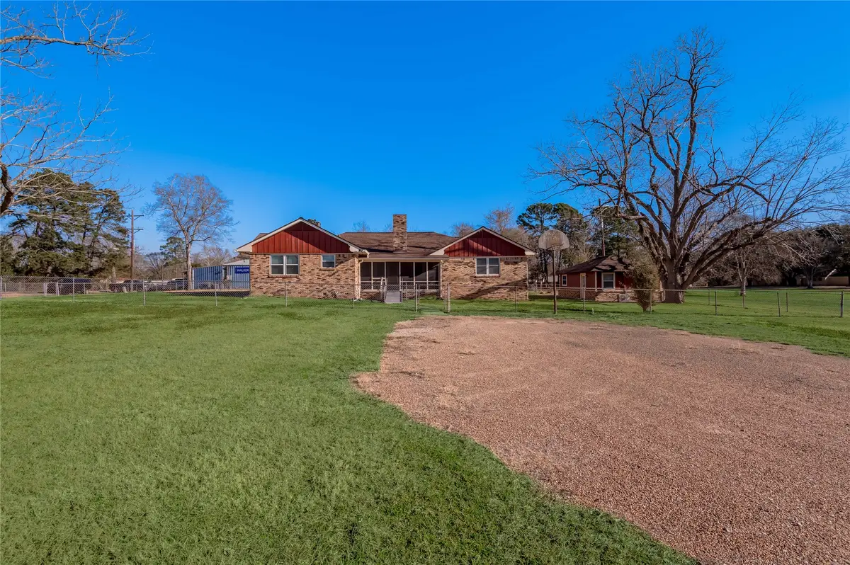 2201 Badger Lane, Huntsville, TX 77320 - #1