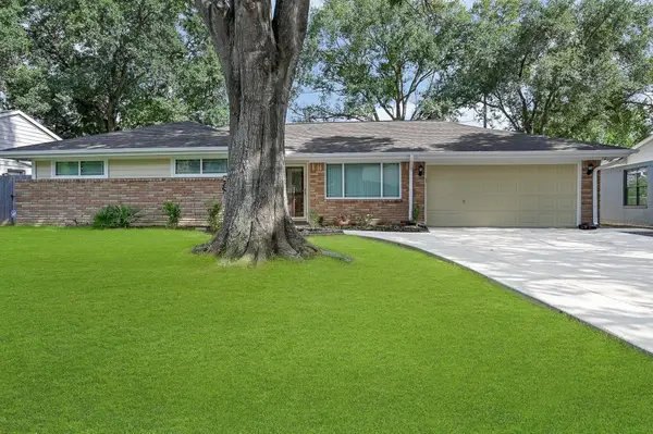 5623 Cerritos Drive, Houston, TX 77035
