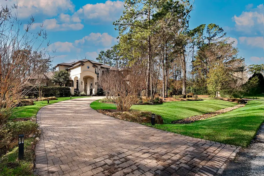 134 S Tranquil Path, The Woodlands, TX 77380 - Image #2