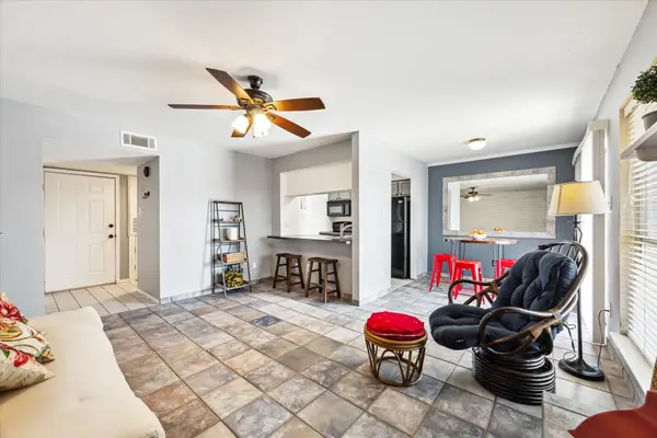 18515 Egret Bay Boulevard #808, Webster, TX 77058