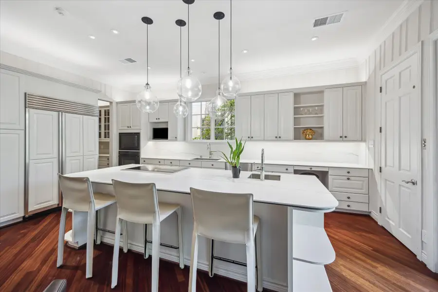 18 Pinewold Circle, Houston, TX 77056 - Image #3