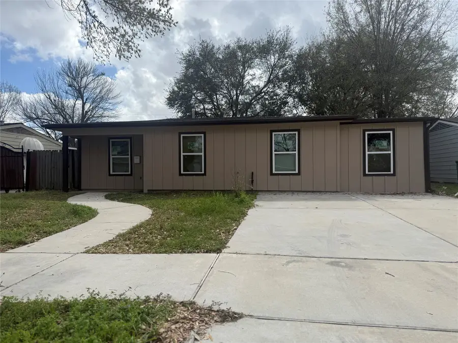 7422 Thurow Street, Houston, TX 77087 - #3