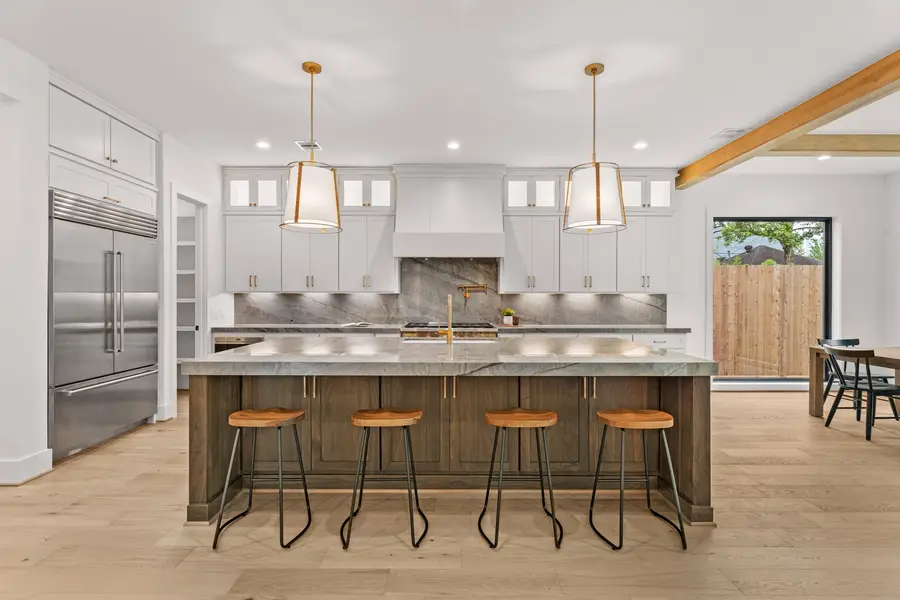 2628 Sunset Boulevard, West University Place, TX 77005 - #2