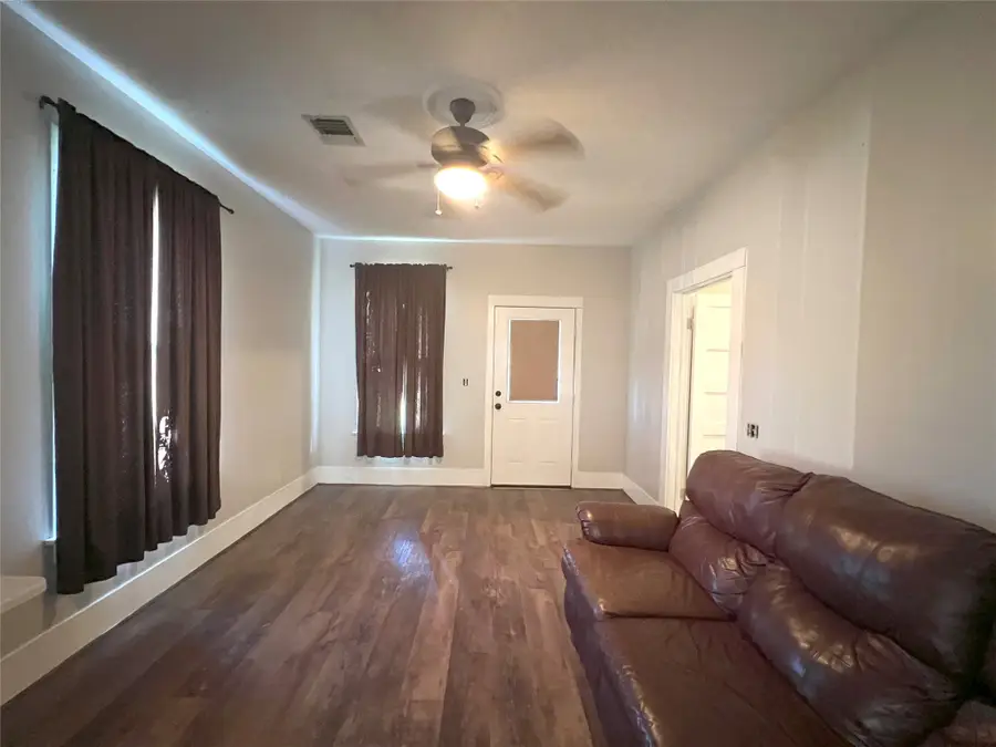 1009 Mansfield Street, Garwood, TX 77442 - Image #3