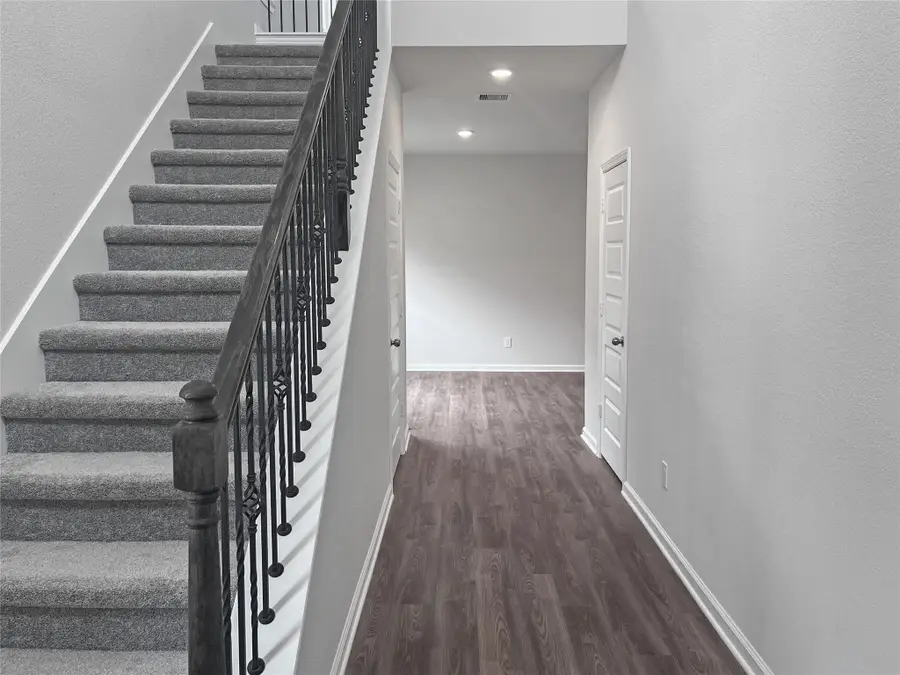 9761 Enclave Ridge Road, Willis, TX 77318 - Image #2