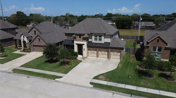 1327 Graham Trace Lane, League City, TX 77573