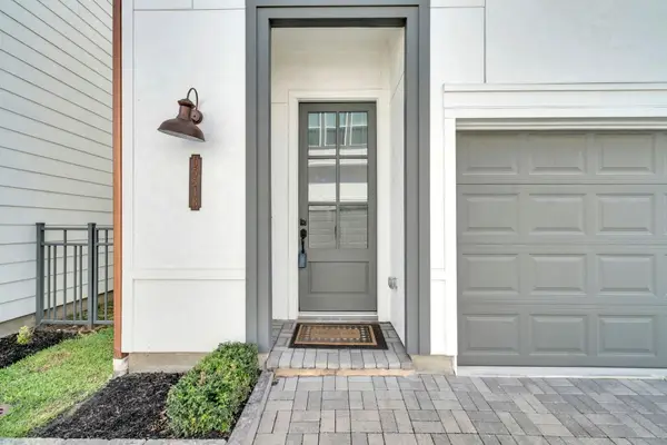 9551 Neuens Rd Road #B, Houston, TX 77080