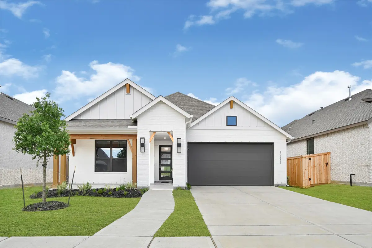 12331 Palmetto Drive, Monterey Belvieu, TX 77523 - #1