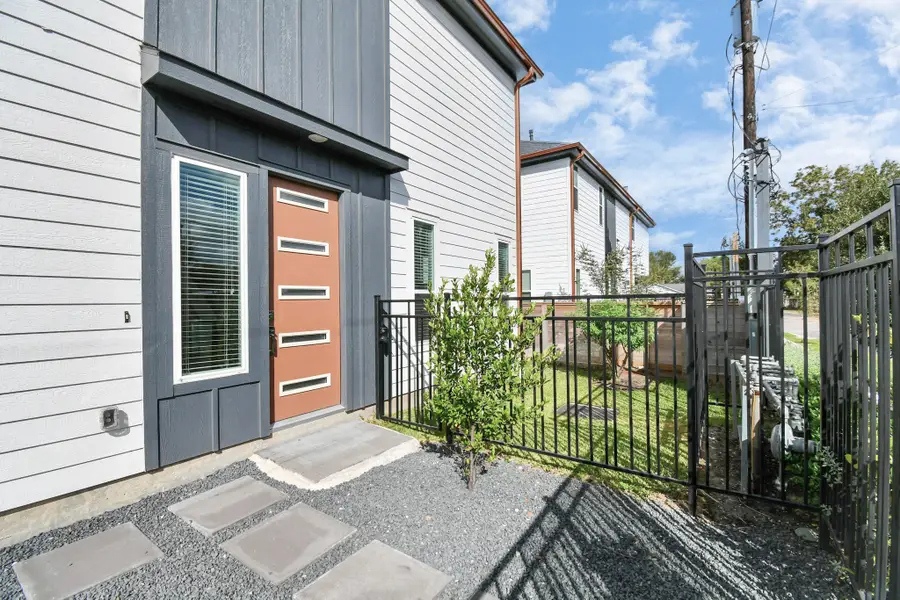 829 N Emile Street, Houston, TX 77020 - #2