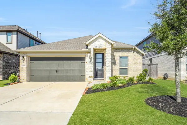 2450 Rosemary Sage Drive, Brookshire, TX 77423