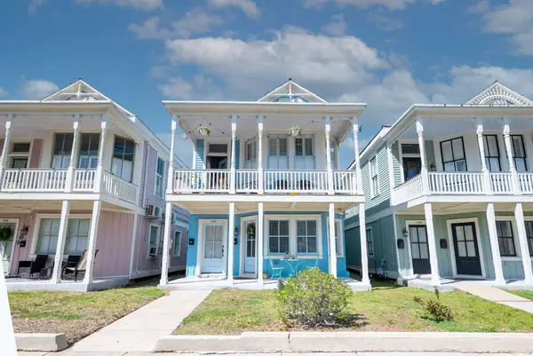 1604 Avenue L, Galveston, TX 77550