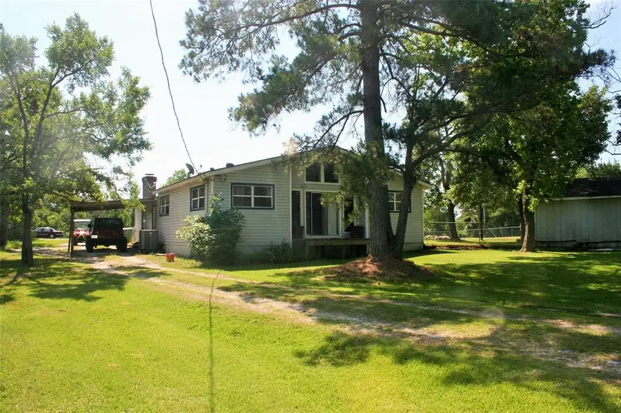 10 Tomahawk Street, Huntsville, TX 77320 - #2