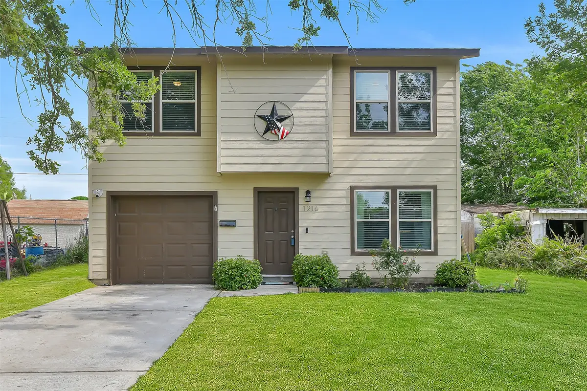 1216 8th Avenue N, Texas City, TX 77590 - #1