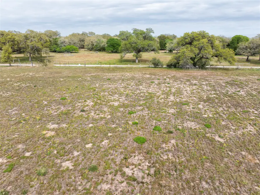 1292 County Road 1h, Hallettsville, TX 77964 - #2