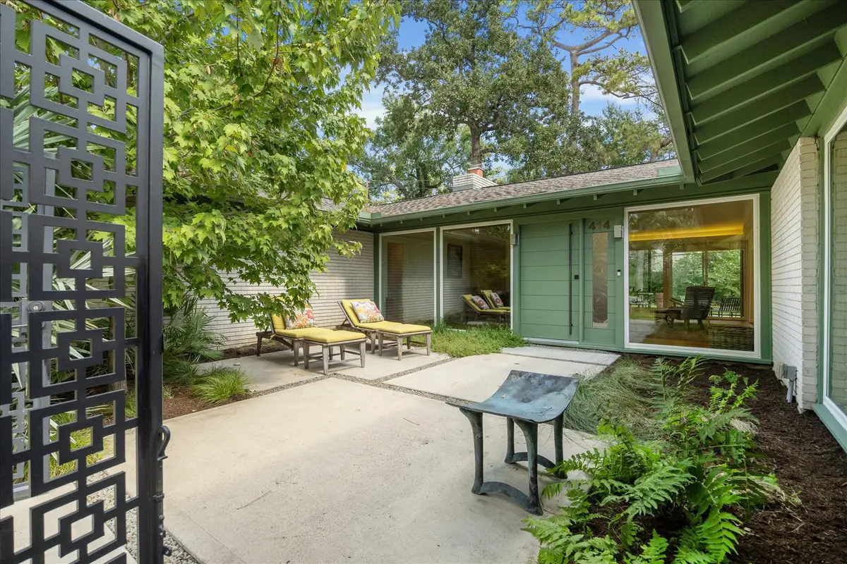 414 E Gaywood Drive, Houston, TX 77079 - Image #1