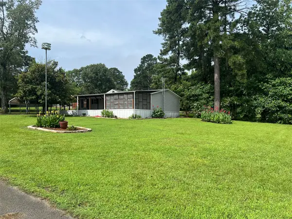 9160 Grape Avenue, Frankston, TX 75763