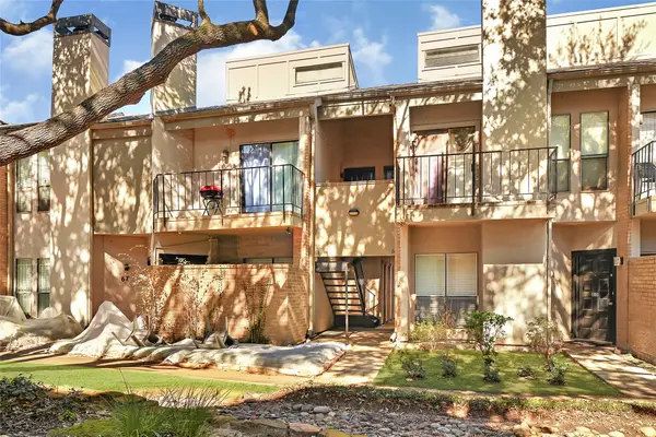 10811 Richmond Avenue #68, Houston, TX 77042