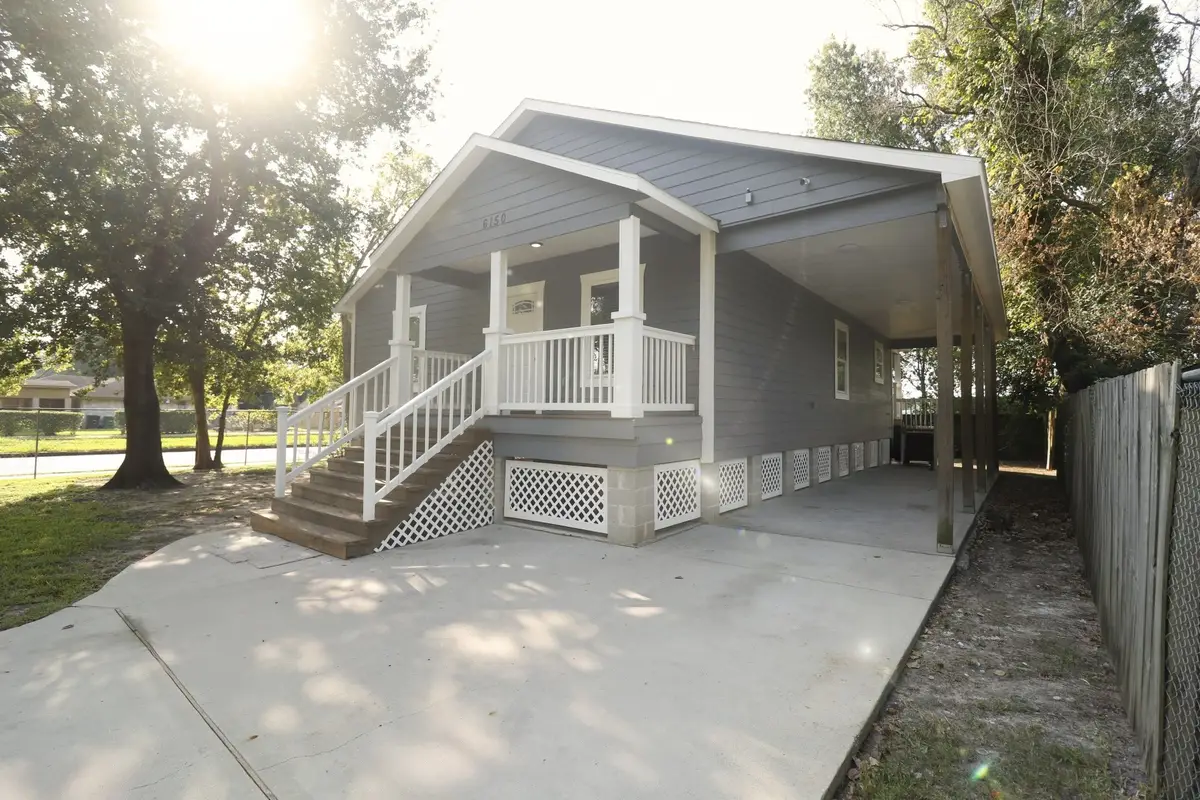 6150 Ridgeway Drive, Houston, TX 77033 - Image #1