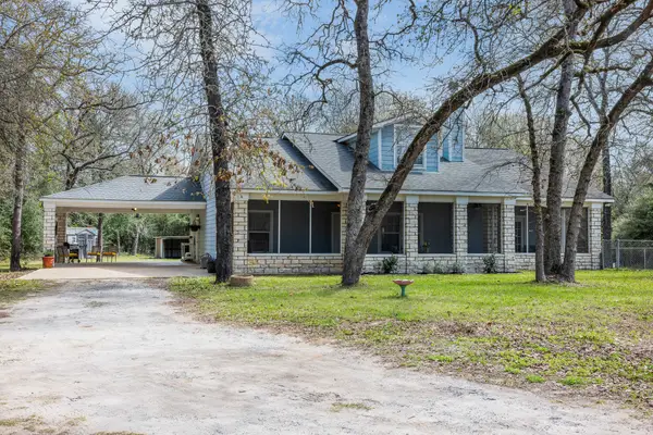 4196 Winding Road, Hearne, TX 77859